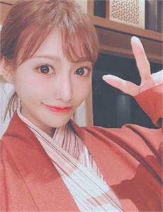 女镇长拍写真走红-囍色影视